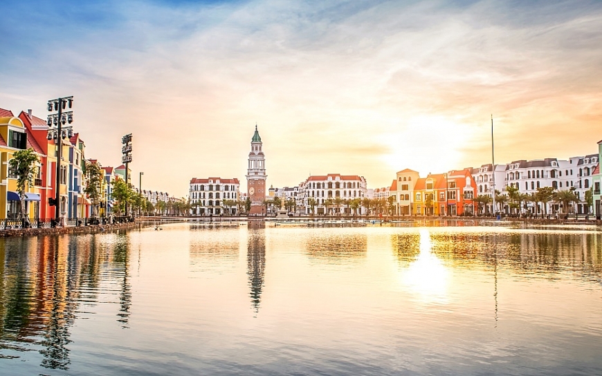 Đoàn du khách quốc tế hộ chiếu vaccine đầu tiên đến Phú Quốc