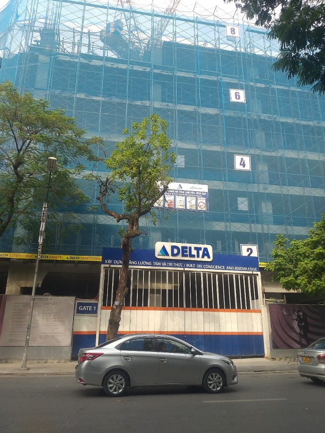 Nhà nứt toác do thi công dự án, người cao tuổi sống trong bất an