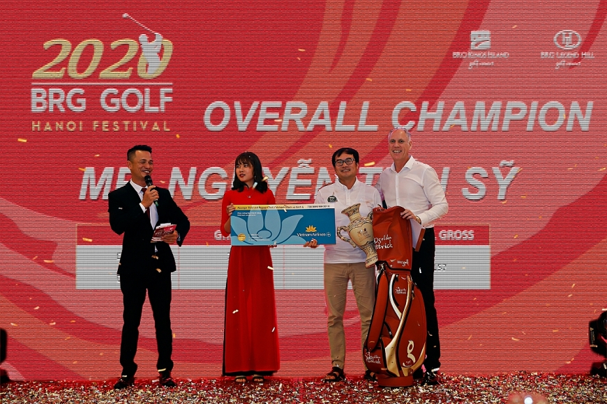 Golfer Nguyễn Tiến Sỹ giành giải vô địch BRG Golf Hanoi Festival 2020