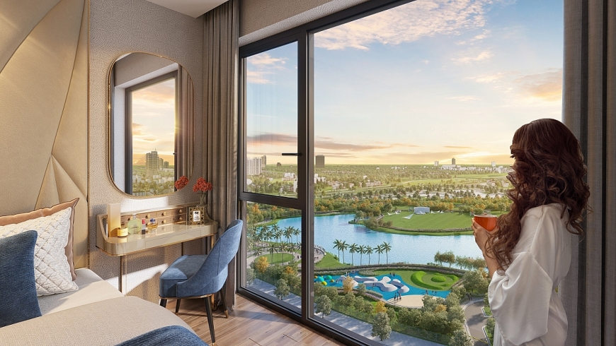 Cửa sổ lớn được trang bị kính Low-E chạm sàn giúp tận hưởng không gian thoáng đãng và tầm view triệu đô mãn nhãn 