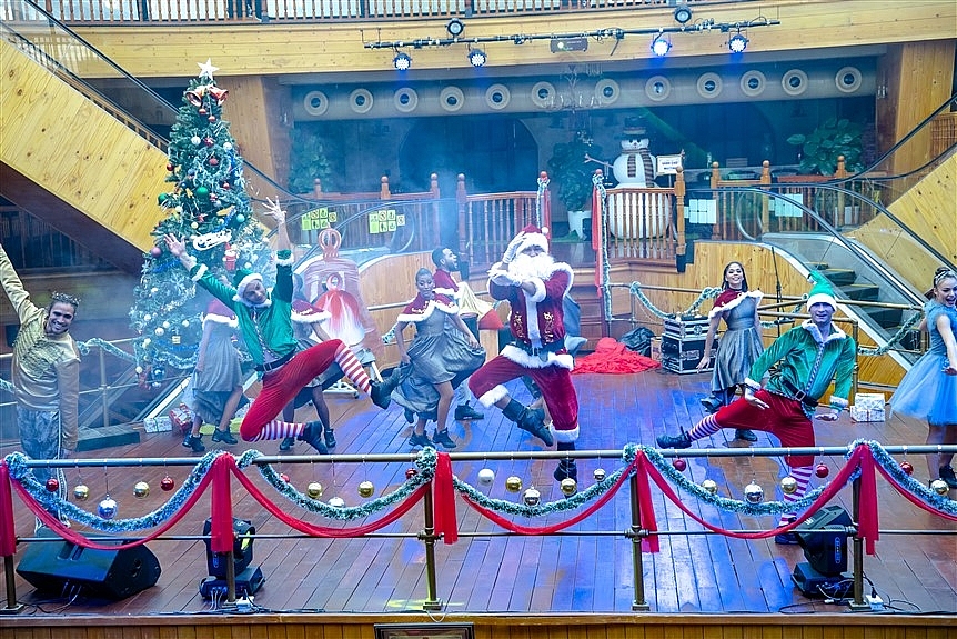 Có một thành phố diệu kỳ giữa mây bay