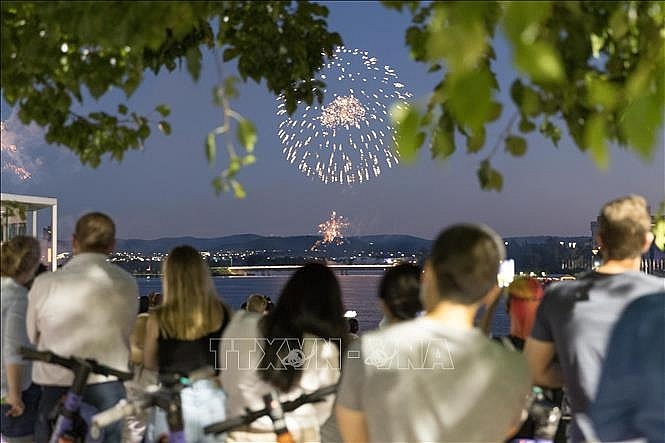 Thế giới bắt đầu đón mừng Năm mới 2022