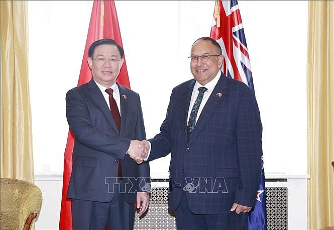 Chủ tịch Quốc hội Vương Đình Huệ và Chủ tịch Quốc hội New Zealand Adrian Rurawhe tại buổi hội đàm. Ảnh: Doãn Tấn/TTXVN