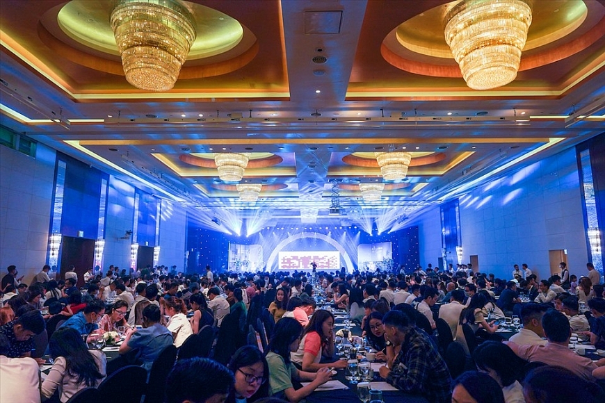 Một sự kiện mở bán căn hộ Imperia Smart City thu hút hơn 500 khách hàng tham dự. 