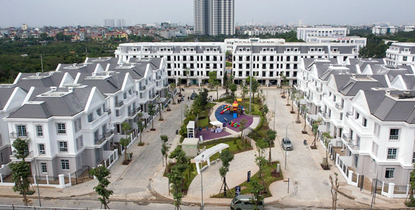 Tất cả biệt thự, shophouse tại Eurowindow Twin Parks đều được bao bọc bởi không gian xanh đa tầng và hệ tiện ích hiện đại, đáp ứng chuẩn sống cao cấp của chủ nhân ưu tú