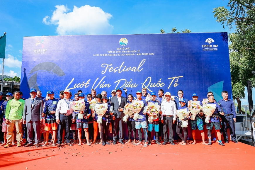 Lễ hội lướt ván diều quốc tế thu hút du khách về Ninh Thuận