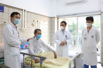 50 bệnh nhân được phẫu thuật nội soi tạo hình thực quản thành công tại Bệnh viện Bạch Mai