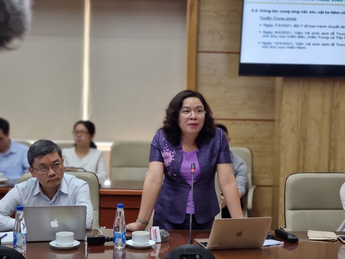 Bộ Y tế “không được phép để bất cứ liều vắc xin nào phải huỷ do không tổ chức tiêm được”