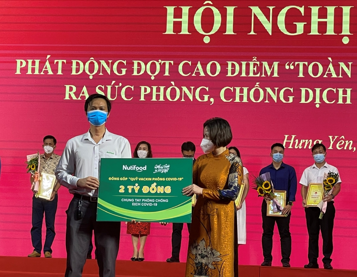 Qũy Phát triển Tài năng Việt: Chung tay cùng lực lượng chống dịch Hà Tĩnh