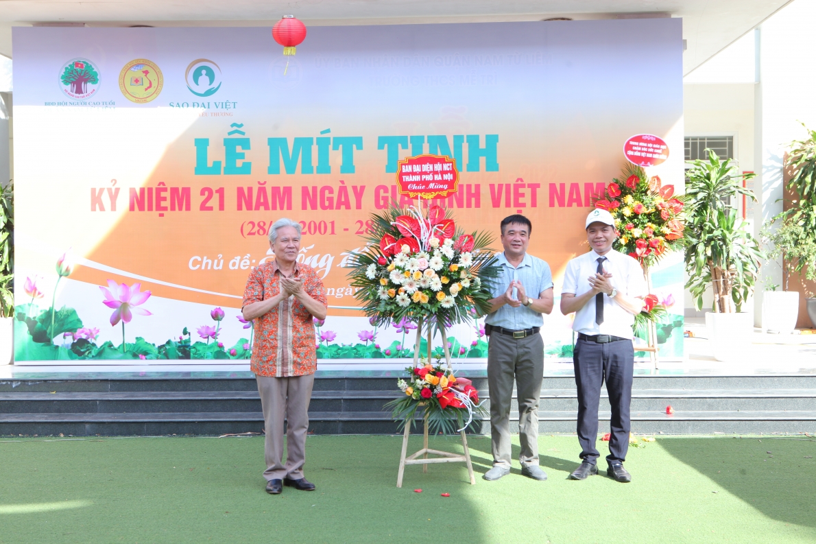 Đồng diễn Dưỡng sinh chào mừng Ngày Gia đình Việt Nam