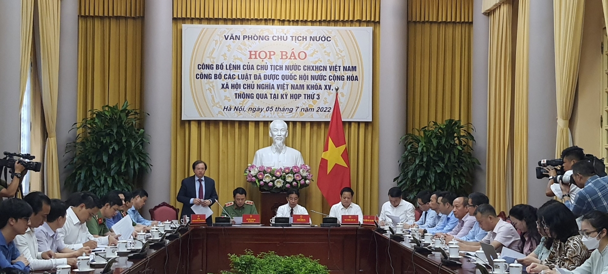 Công bố Lệnh của Chủ tịch nước về việc công bố 5 luật vừa được Quốc hội thông qua