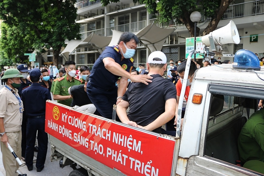 Bệnh viện Bạch Mai diễn tập xử lý tình huống gây rối an ninh trật tự, hành hung nhân viên y tế Bệnh viện Bạch Mai diễn tập xử lý tình huống gây rối an ninh trật tự, hành hung nhân viên y tế