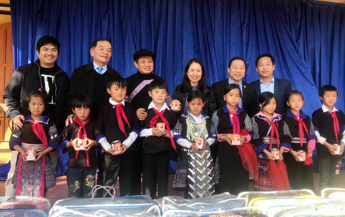 Đại biểu Quốc hội Lưu Bình Nhưỡng: Mang hơi ấm lên Dế Xu Phình