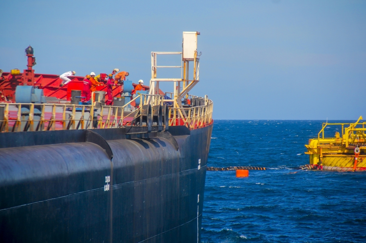 Vai trò của Petrovietnam trong việc bình ổn thị trường xăng dầu