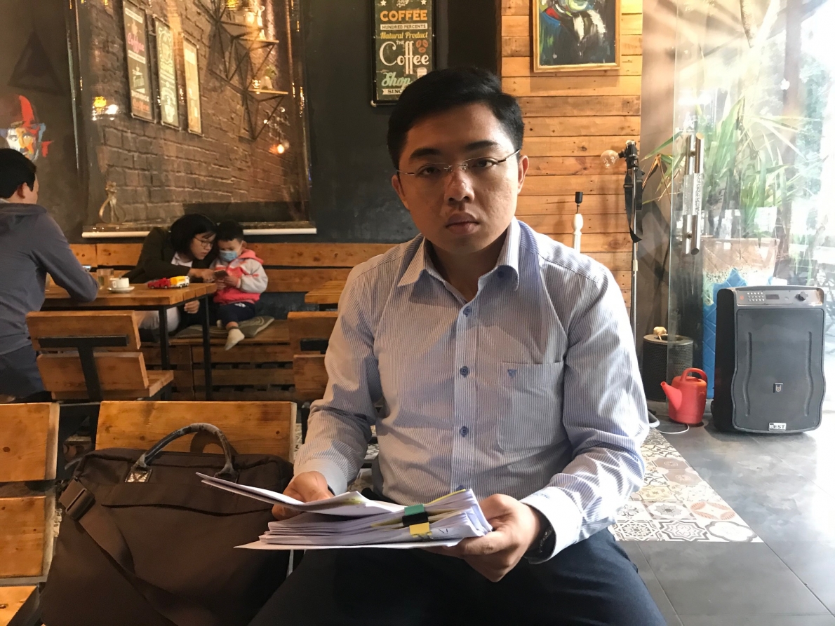 Đã 2 lần dự định nhập học đại học, nhưng với Ngô Chí Hiếu nhiều năm nay lại phải gánh vác, chèo chống doanh nghiệp, vừa thực hiện gửi đơn kêu oan cho bố mẹ bị khởi tố, bắt giam