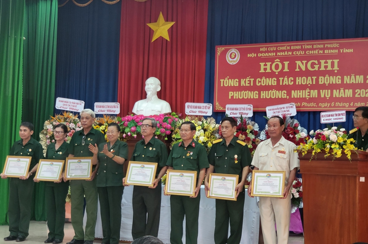 Hội Doanh nhân Cựu chiến binh tỉnh Bình Phước: Thi đua sản xuất, kinh doanh giỏi và giàu lòng nhân ái