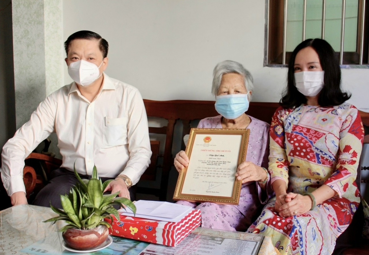 Sở LĐ-TB&XH TP Cần Thơ: Luôn quan tâm công tác xây dựng tổ chức, bảo vệ, chăm sóc và phát huy vai trò NCT