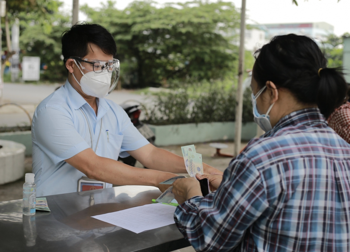 TP. Hồ Chí Minh: Khẩn trương hỗ trợ lần 3 cho người dân khó khăn do ảnh hưởng dịch Covid-19