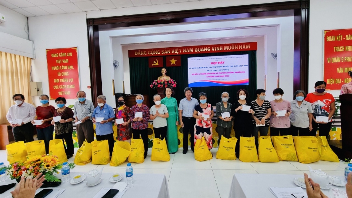 Người cao tuổi quận 5, TP Hồ Chí Minh: Đạt nhiều thành tích  nổi bật trong năm 2022