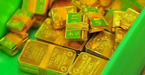 Giá vàng SJC giảm cả trăm nghìn đồng/lượng phiên sáng cuối tuần