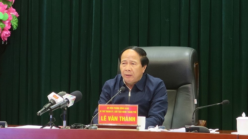 Đồng chí Lê Văn Thành, Bí thư Thành ủy, Chủ tịch HĐND thành phố chủ trì cuộc họp Đồng chí Lê Văn Thành, Bí thư Thành ủy, Chủ tịch HĐND thành phố chủ trì cuộc họp