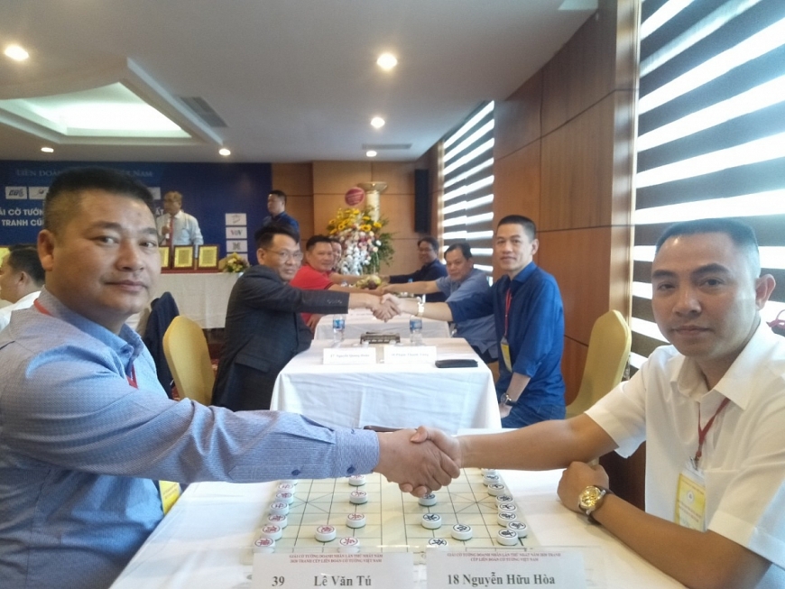 Khai mạc Giải Cờ tướng Doanh nhân lần thứ nhất 2020 tranh cúp Liên đoàn Cờ tướng Việt Nam