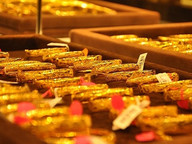 Giá vàng đồng loạt bật tăng phiên sáng đầu tuần 2/11