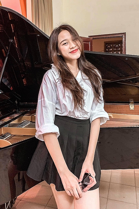 Nhan sắc đời thường của Tân Hoa hậu Việt Nam 2020