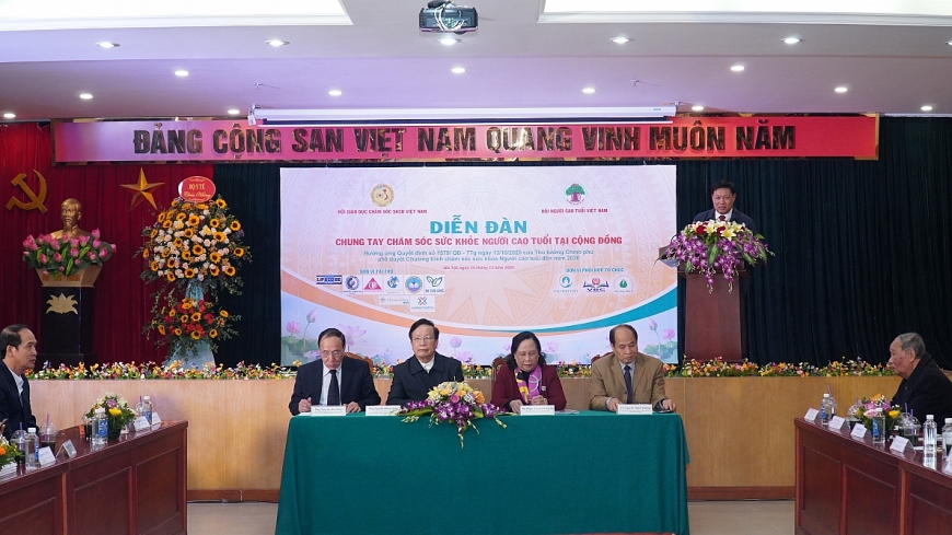 Diễn đàn Chung tay chăm sóc sức khỏe NCT tại cộng đồng