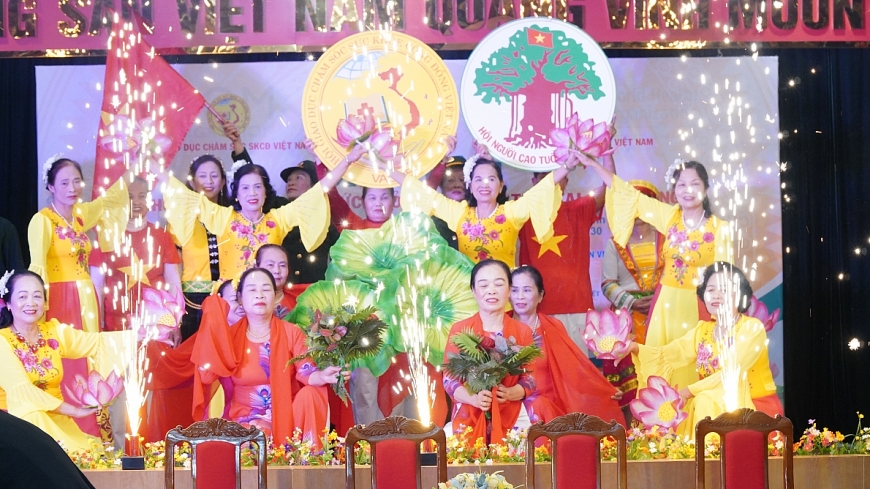 Diễn đàn Chung tay chăm sóc sức khỏe NCT tại cộng đồng