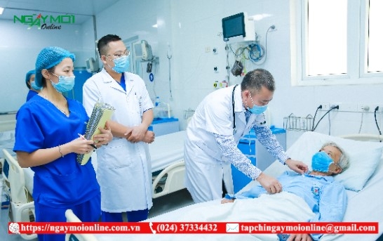Bệnh viện Bưu Điện: Quan tâm chăm sóc người cao tuổi khi đến khám, chữa bệnh