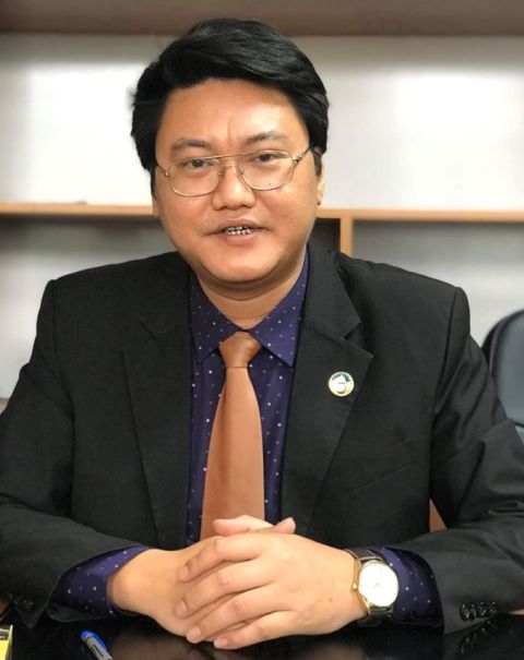 Luật sư Ho&agrave;ng Văn T&ugrave;ng, Trưởng Văn ph&ograve;ng luật sư Trung H&ograve;a