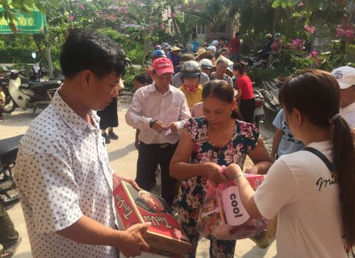 Mạnh Thường Quân TP Hồ Chí Minh: Trao quà Tết tại huyện Ba Tri, tỉnh Bến Tre