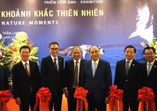 Nghệ sĩ Trần Lam và khoảnh khắc thiên nhiên