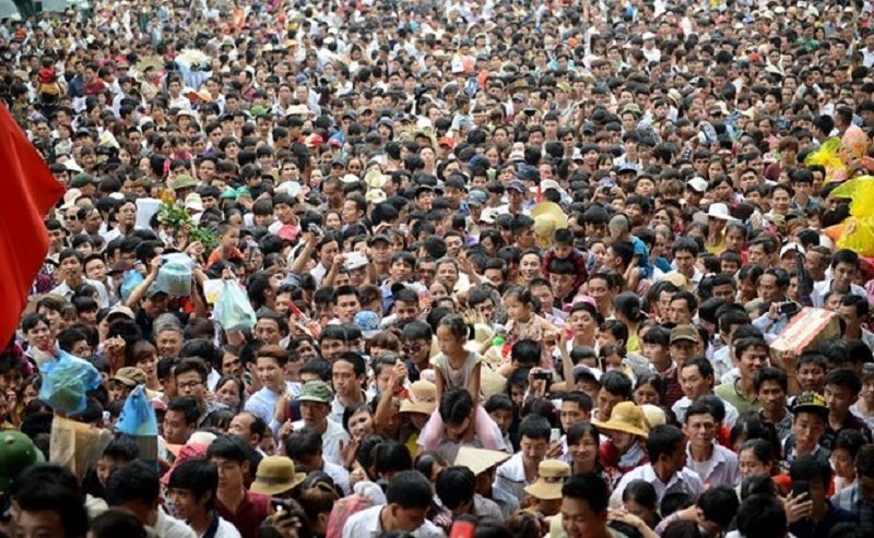 Bộ Văn h&oacute;a đề nghị tạm dừng lễ hội để ph&ograve;ng chống dịch.