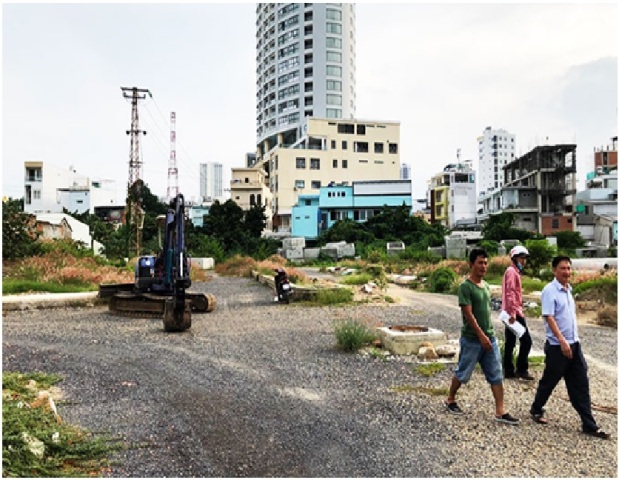 Ảnh 1: Thực trạng Khu d&acirc;n cư Cồn T&acirc;n Lập; phường Xương Hu&acirc;n, TP.Nha Trang đang bỏ hoang nhiều năm nay