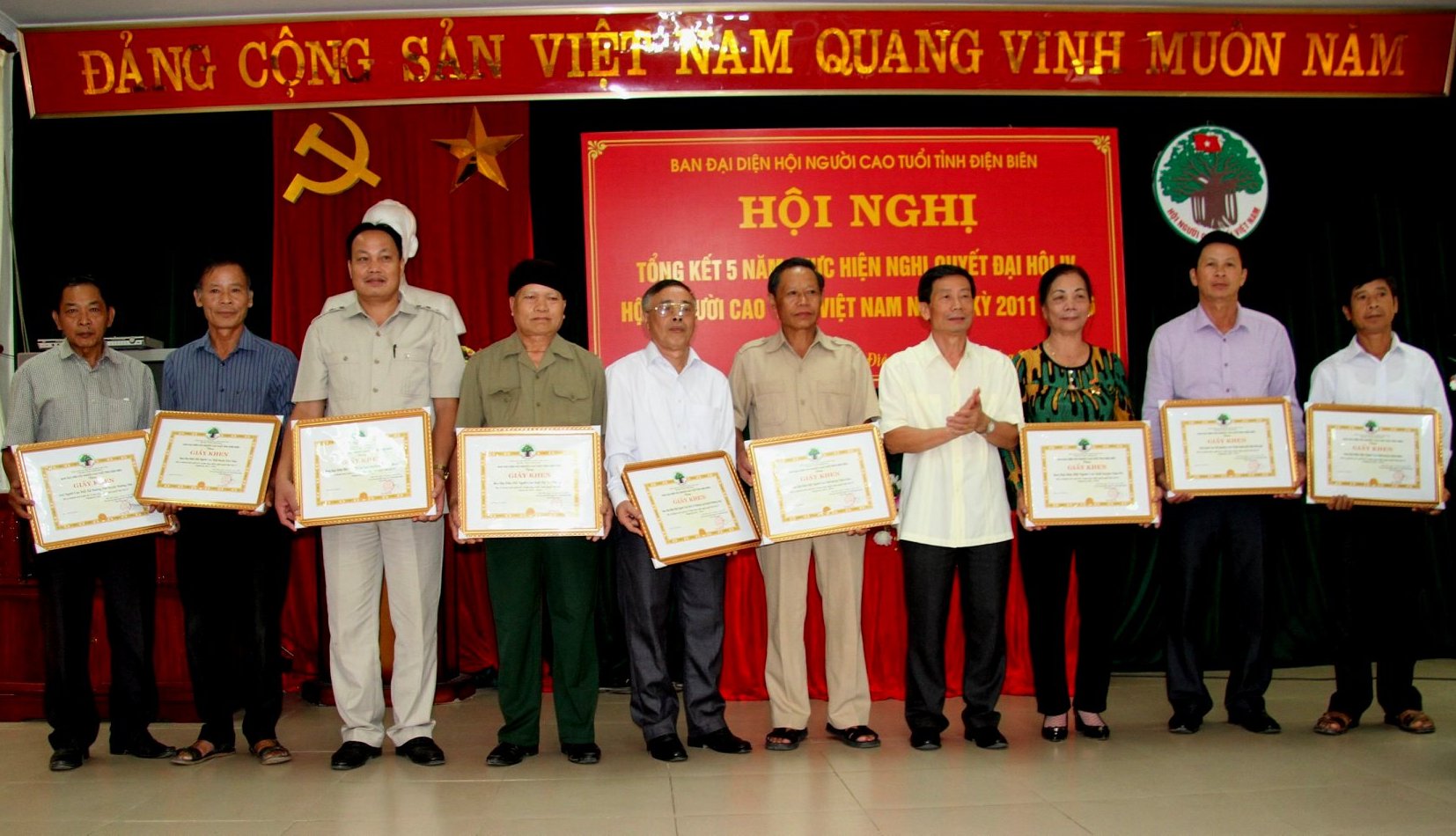 Nhiều NCT tỉnh Điện Bi&ecirc;n được khen thưởng