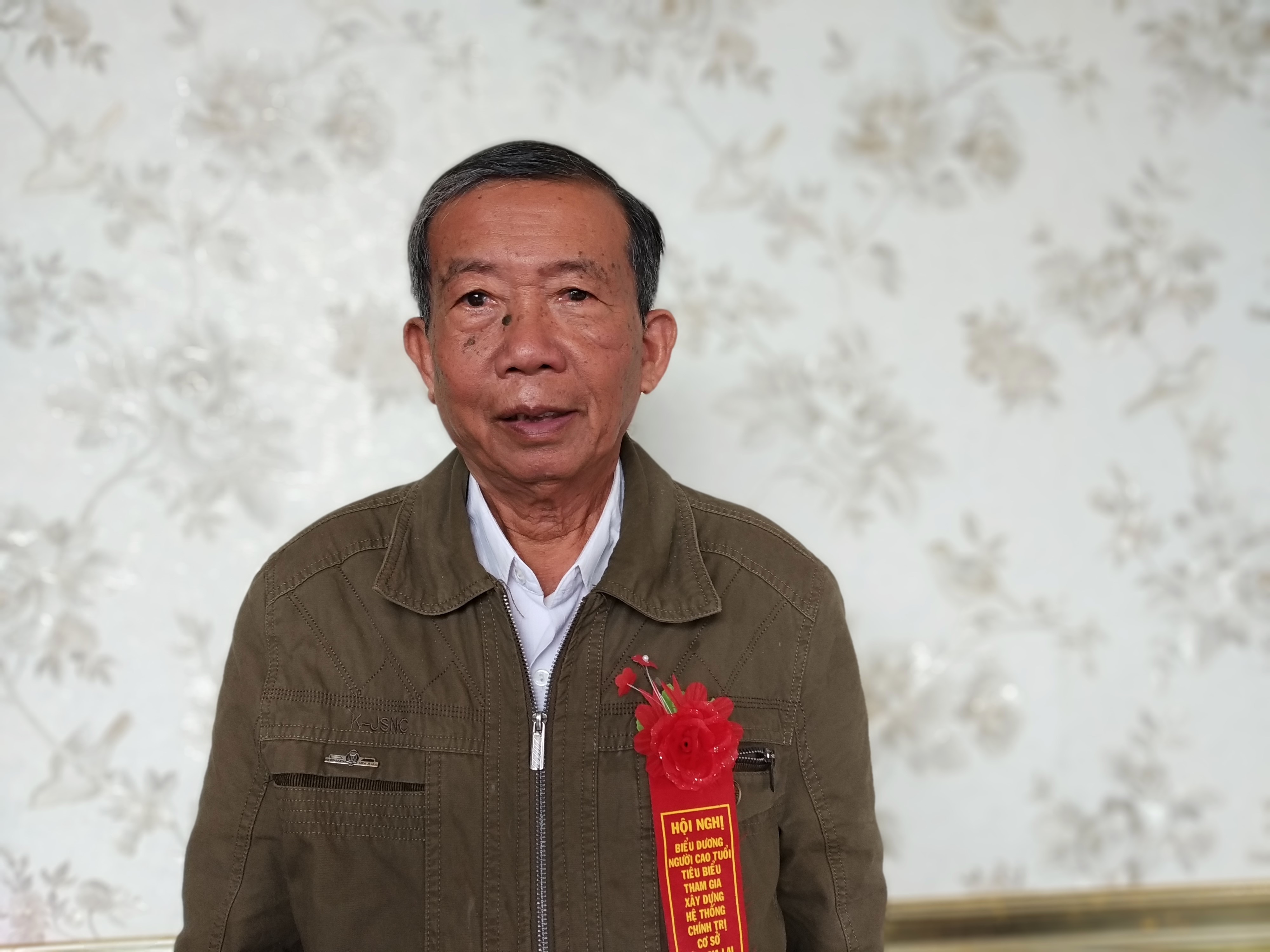 &Ocirc;ng Lương Văn Thu&acirc;n