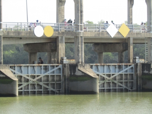 Vì sao cống đập Ba Lai hiệu quả thấp?