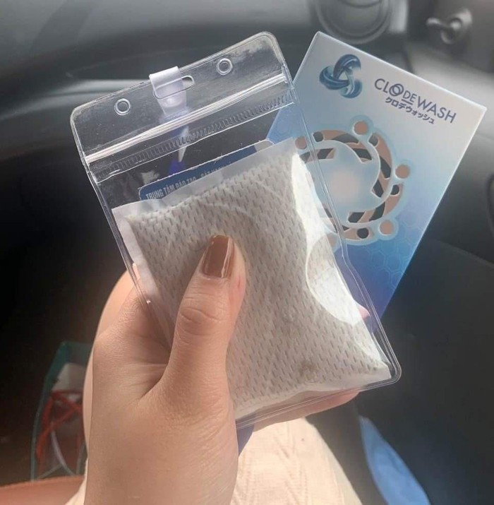 Chiếc thẻ n&agrave;y được cho l&agrave; c&oacute; c&ocirc;ng dụng thần kỳ để chống lại virus corona.