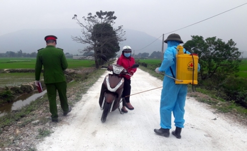 Thanh Hóa: Tiêu hủy trên 5 vạn con gia cầm sau khi xuất hiện dịch cúm A/H5N6.