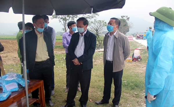 Thanh Hóa: Tiêu hủy trên 5 vạn con gia cầm sau khi xuất hiện dịch cúm A/H5N6.