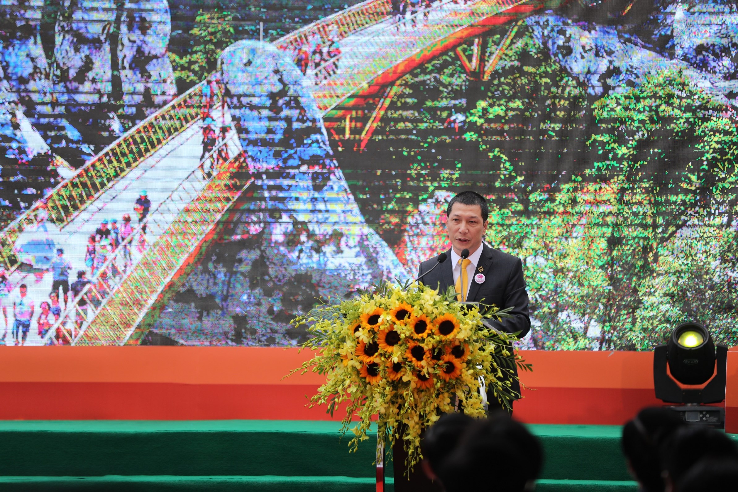 &ocirc;ng Dương Thế Bằng, Chủ tịch Sun Group khu vực Miền Trung