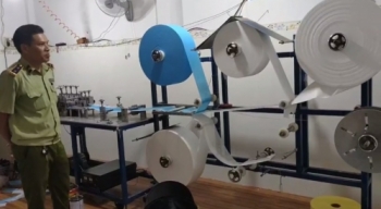Phát hiện xưởng sản xuất và kinh doanh gần 40.000 chiếc khẩu trang không có giấy phép tại tỉnh Bình Phước