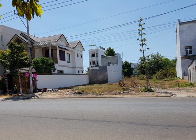 5 l&ocirc; đất cấp sổ đỏ cho b&agrave; Nguyễn Thị Kim C&uacute;c