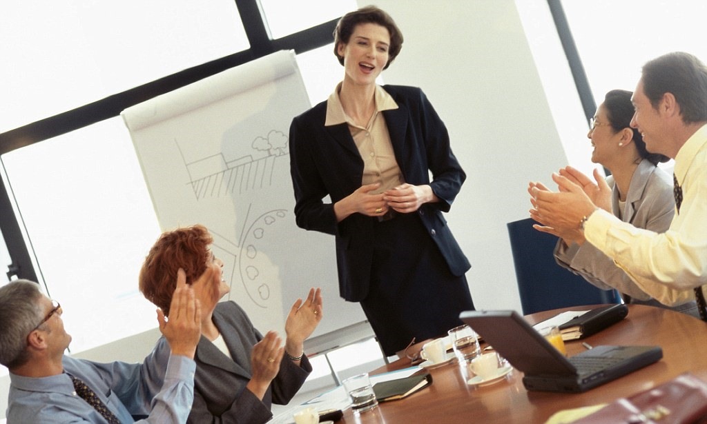 Ngo&agrave;i chăm s&oacute;c gia đ&igrave;nh, người phụ nữ vẫn cần tập trung ph&aacute;t triển sự nghiệp của ri&ecirc;ng m&igrave;nh.