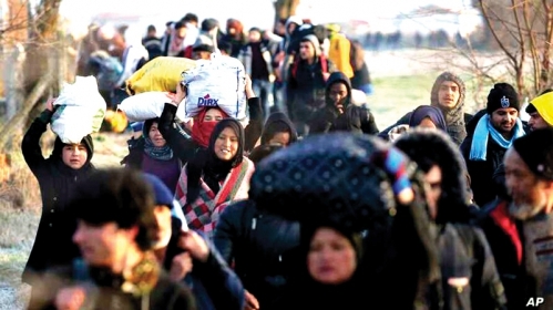 Thế bí, Thổ Nhĩ Kỳ “tấn công” cả Syria lẫn EU