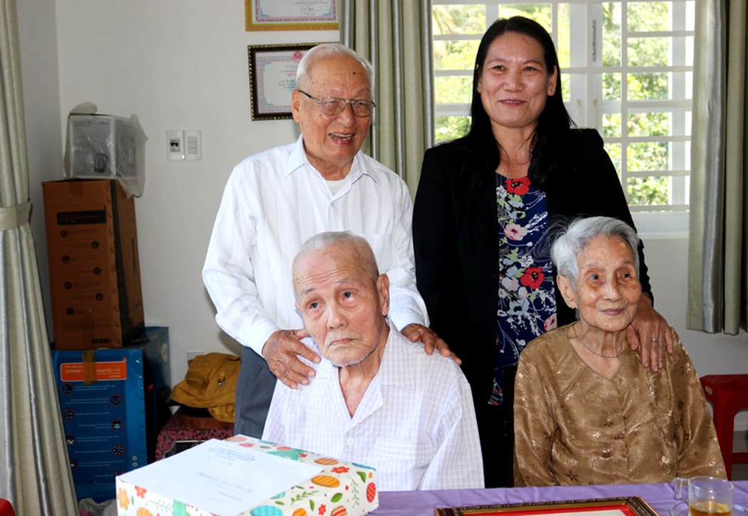 Mừng thọ NCT tỉnh Bến Tre. Ảnh IT