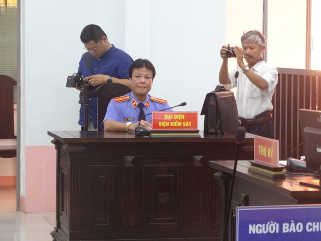 Vị đại diện VKS tại phi&ecirc;n t&ograve;a