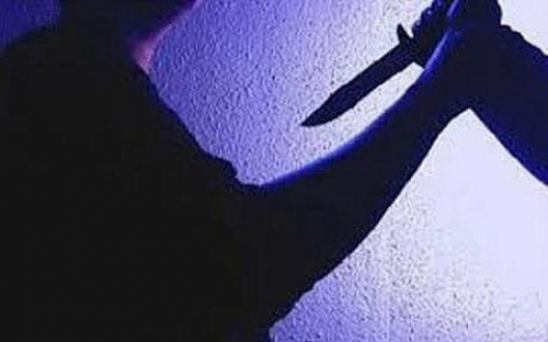 Truy bắt gã trai đâm chết nam thanh niên trước cửa phòng trọ